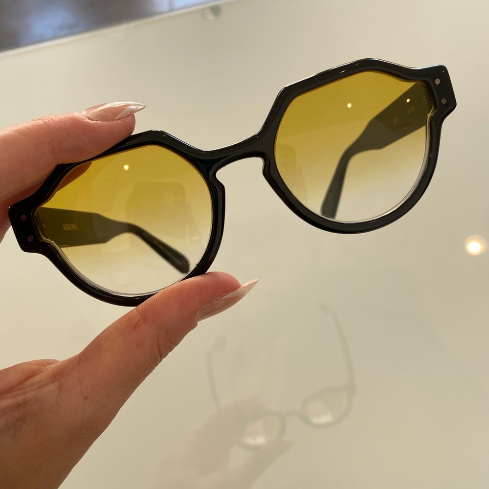 ASTOR custom yellow tint